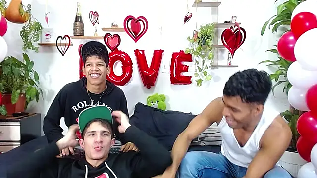 Interracial Snow Bunny online show from 02/15/26, 07:02