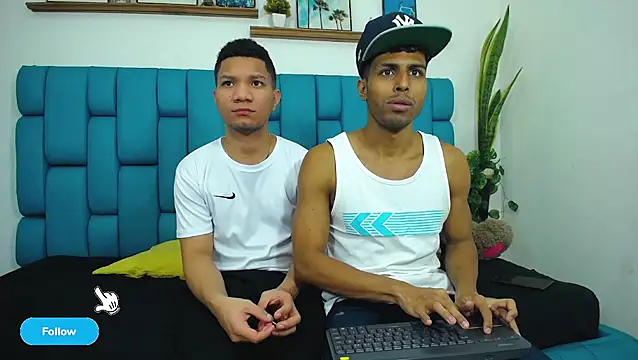 Interracial Snow Bunny online show from 04/14/26, 09:20