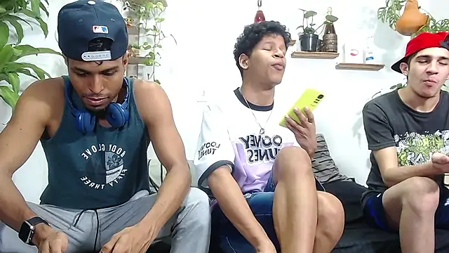 Interracial Snow Bunny online show from 03/06/26, 11:11