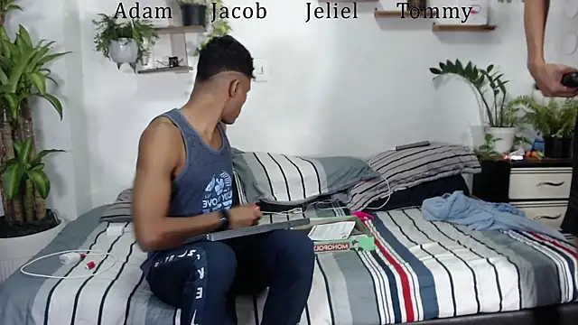 Interracial Snow Bunny online show from 01/15/26, 10:24