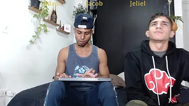 Interracial Snow Bunny online show from 01/05/26, 10:35