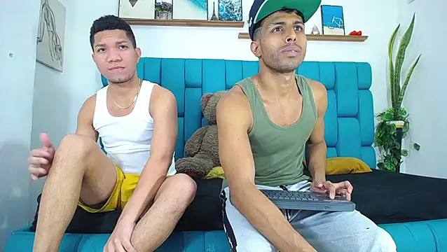 Interracial Snow Bunny online show from 04/07/26, 09:16