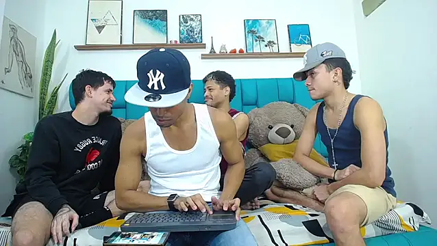 Interracial Snow Bunny online show from 03/22/26, 06:09