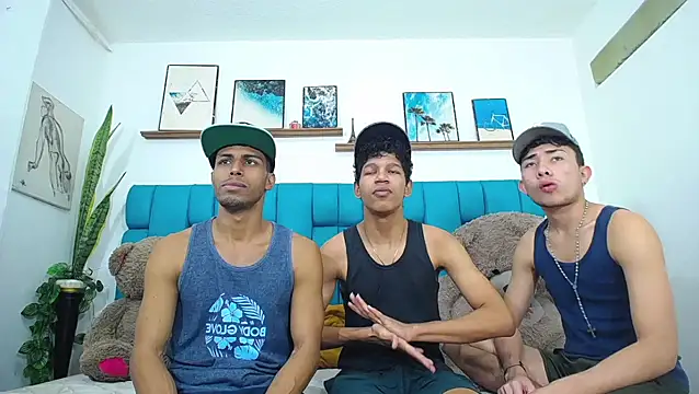 Interracial Snow Bunny online show from 03/23/26, 08:19