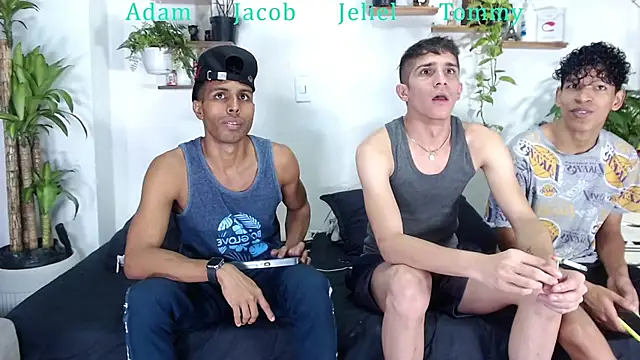 Interracial Snow Bunny online show from 01/10/26, 10:16