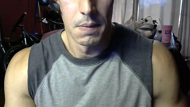 Snapshot of koolchillfun696969 chatting on 05/15/26, 12:19 koolchillfun696969 online show from 05/15/26, 12:19