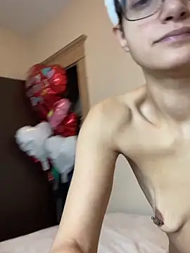 FaiiryArii online show from 03/31/26, 01:57