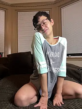 Snapshot of FaiiryArii chatting on 01/11/26, 07:26 FaiiryArii online show from 01/11/26, 07:26