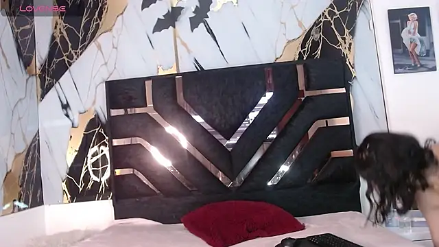 yessbooscs online show from 12/23/25, 04:56