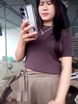 Snapshot of congchua977 chatting on 03/06/26, 01:00 congchua977 online show from 03/06/26, 01:00