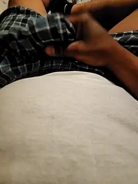 Snapshot of 115gunz chatting on 02/16/26, 07:12 115gunz online show from 02/16/26, 07:12