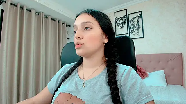 littlemolly walcott online show from 03/03/26, 12:28