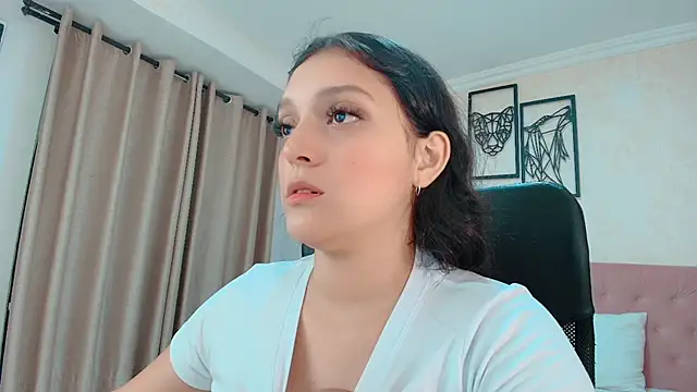 Snapshot of littlemolly_walcott chatting on 07/11/26, 01:39 littlemolly walcott online show from 07/11/26, 01:39