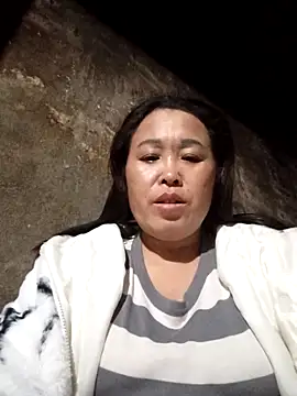 Snapshot of dakota-kis chatting on 03/04/26, 12:02 dakota-kis online show from 03/04/26, 12:02