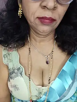 Snapshot of Maya_kannada chatting on 06/30/26, 11:43 Maya kannada online show from 06/30/26, 11:43