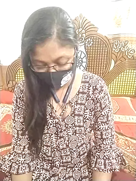 sumi couele18 online show from 04/09/26, 06:58