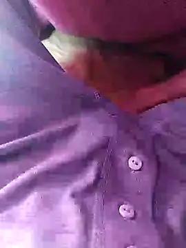 Snapshot of TrebleShebeen chatting on 01/07/26, 09:53 TrebleShebeen online show from 01/07/26, 09:53