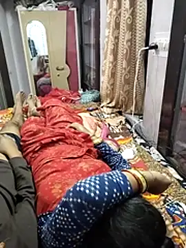 Snapshot of hornycouple20000 chatting on 02/13/26, 05:02 hornycouple20000 online show from 02/13/26, 05:02