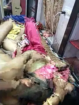 Snapshot of hornycouple20000 chatting on 02/26/26, 04:07 hornycouple20000 online show from 02/26/26, 04:07