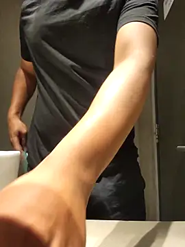 jerryrooh69 online show from 04/10/26, 07:15