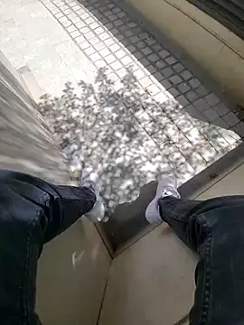 jerryrooh69 online show from 04/15/26, 07:36