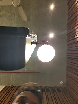 Snapshot of jerryrooh69 chatting on 02/12/26, 05:51 jerryrooh69 online show from 02/12/26, 05:51