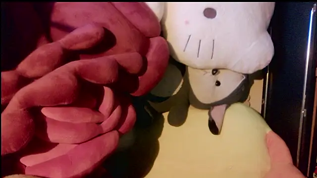 Snapshot of Girl-wets chatting on 02/12/26, 07:52 Girl-wets online show from 02/12/26, 07:52