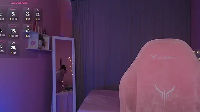 Haya Harareet online show from 03/04/26, 08:00