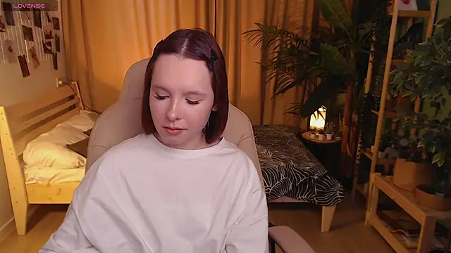 Haya Harareet online show from 02/21/26, 08:05