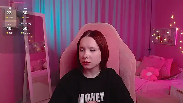 Haya Harareet online show from 04/03/26, 07:37