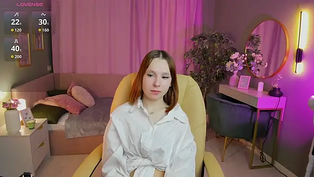 Haya Harareet online show from 03/06/26, 07:47