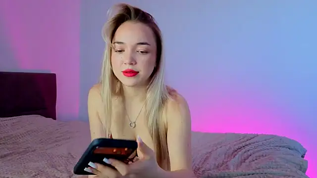 ChrissBerry online show from 02/21/26, 06:26