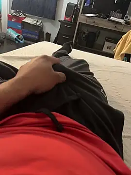 Snapshot of elpapigrande12 chatting on 02/09/26, 01:25 elpapigrande12 online show from 02/09/26, 01:25