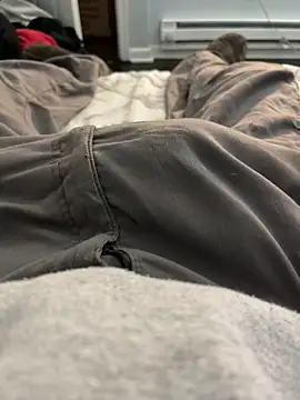 Snapshot of elpapigrande12 chatting on 02/13/26, 02:50 elpapigrande12 online show from 02/13/26, 02:50