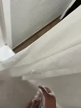 Snapshot of elpapigrande12 chatting on 02/18/26, 05:49 elpapigrande12 online show from 02/18/26, 05:49