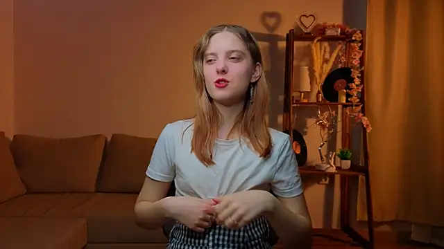 RennaHettes online show from 03/22/26, 01:09