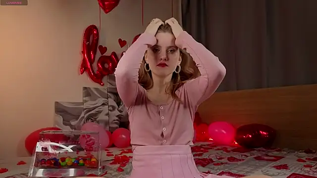 RennaHettes online show from 02/14/26, 01:06