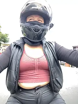 Scarlet auraa online show from 05/06/26, 06:34
