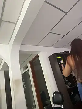 Scarlet auraa online show from 03/23/26, 07:03