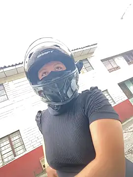 Scarlet auraa online show from 03/12/26, 08:02