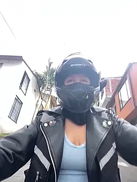 Scarlet auraa online show from 03/10/26, 08:46