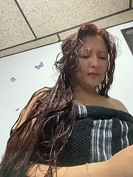 Scarlet auraa online show from 03/25/26, 10:41