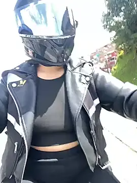 Scarlet auraa online show from 04/28/26, 03:05