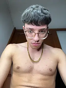 ArthurDavies  online show from 02/18/26, 06:11