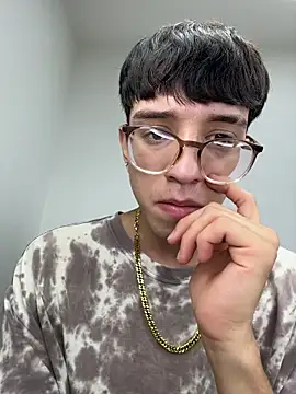 ArthurDavies  online show from 01/17/26, 06:39