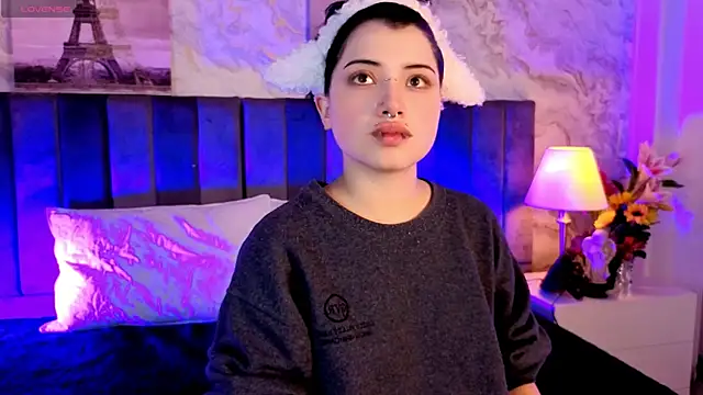 Sienna Desiree online show from 05/04/26, 01:25