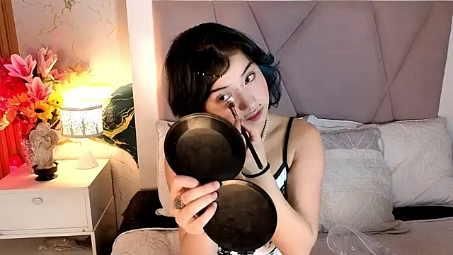 Snapshot of Sienna_Desiree chatting on 06/28/26, 04:41 Sienna Desiree online show from 06/28/26, 04:41