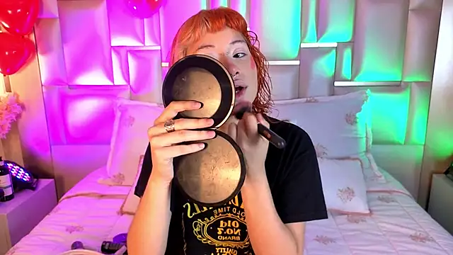 Sienna Desiree online show from 02/12/26, 01:00