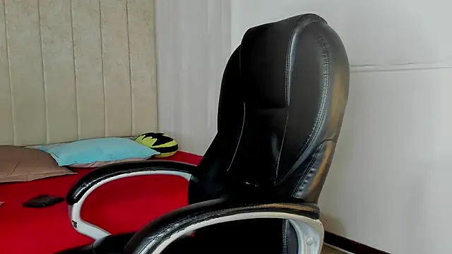 Snapshot of Liam_Mush chatting on 02/18/26, 08:16 Liam Mush online show from 02/18/26, 08:16