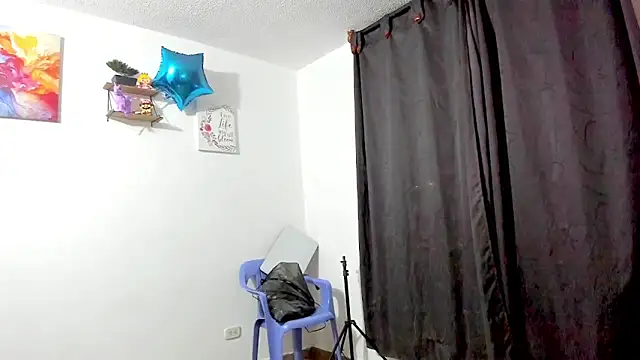 Snapshot of sexcolombia20 chatting on 03/20/26, 09:43 sexcolombia20 online show from 03/20/26, 09:43